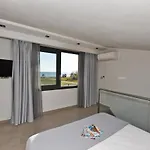 Callista View Lägenhetshotell Flogita