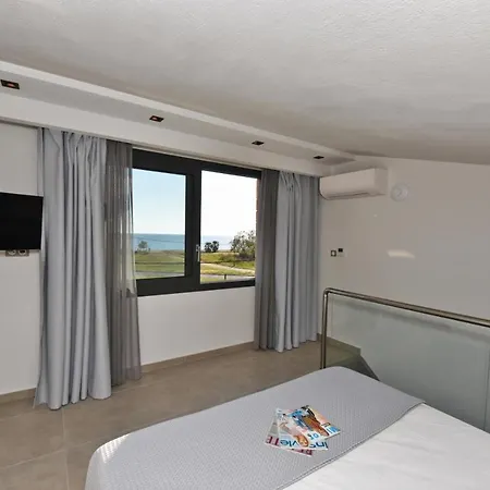 Callista View Apart Otel Flogita