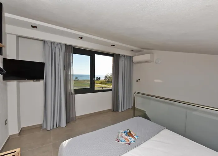 Callista View Apart Otel Flogita